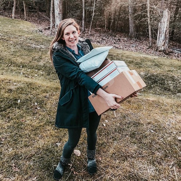 Meet your Posher, Elizabeth - Picture 5 of 7